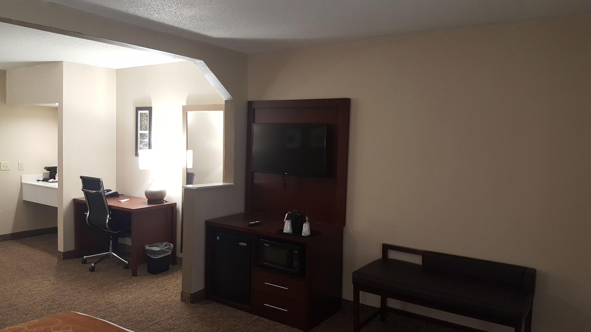 אלקואה Comfort Suites Knoxville Airport מראה חיצוני תמונה
