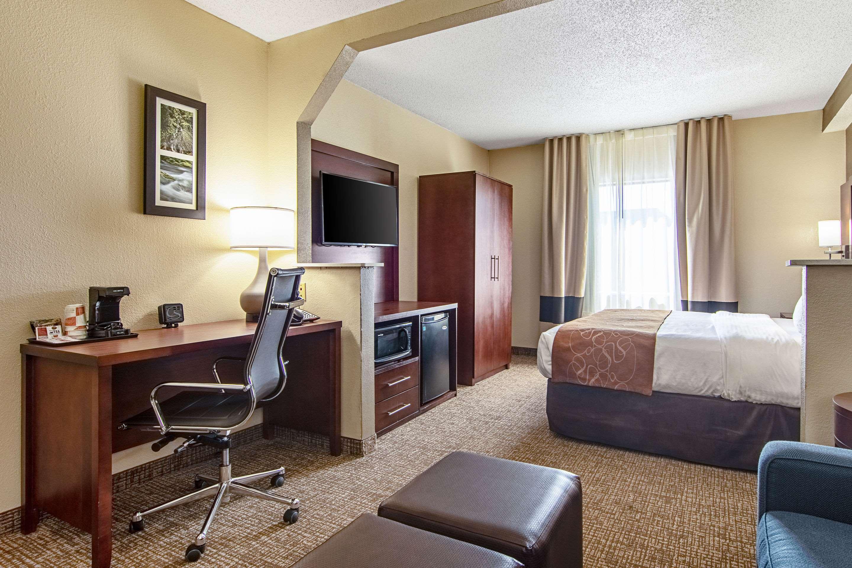 אלקואה Comfort Suites Knoxville Airport מראה חיצוני תמונה