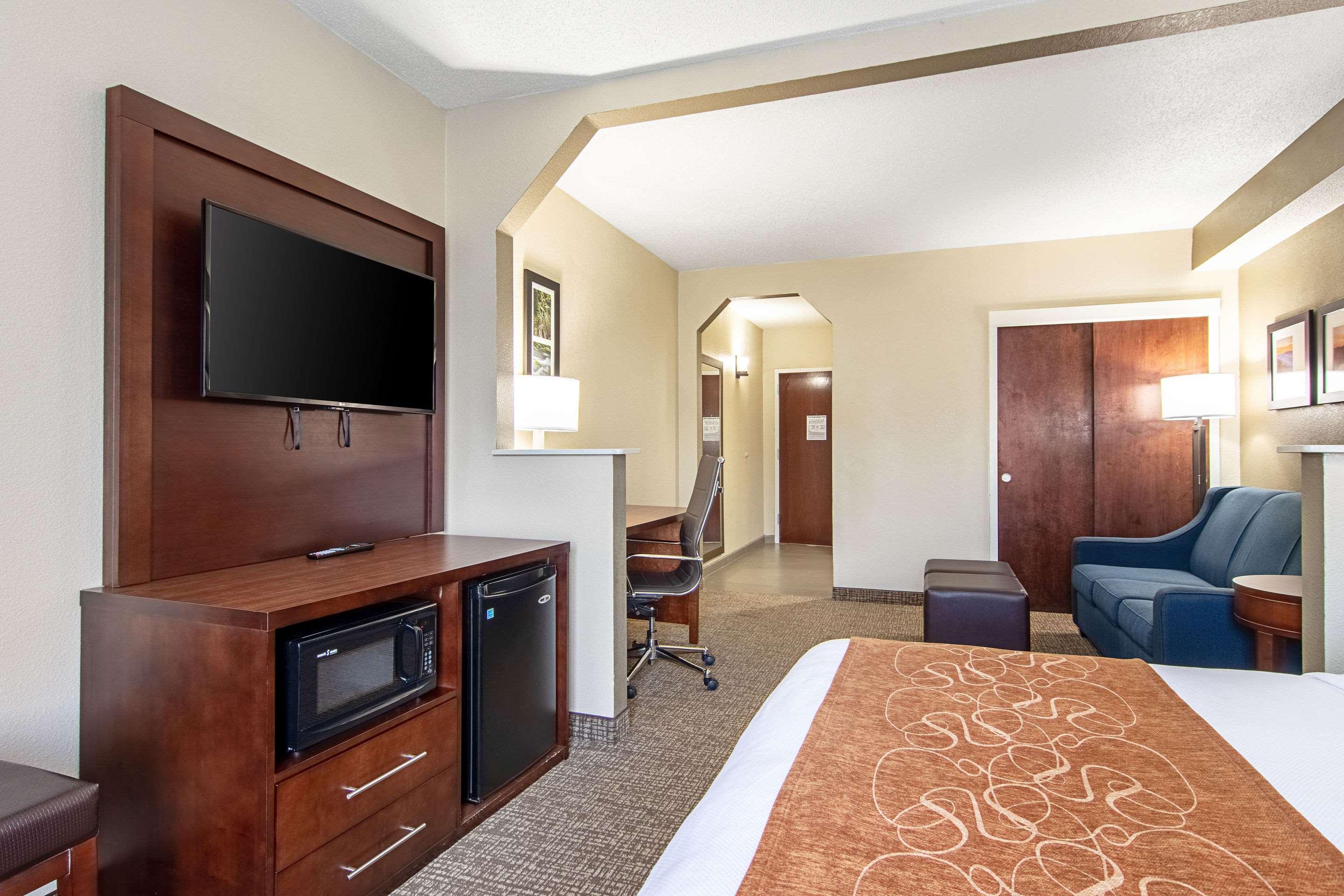אלקואה Comfort Suites Knoxville Airport מראה חיצוני תמונה