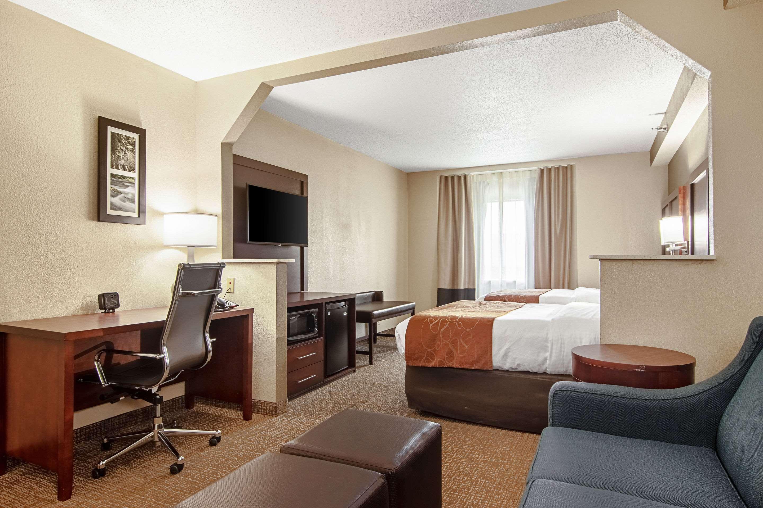 אלקואה Comfort Suites Knoxville Airport מראה חיצוני תמונה