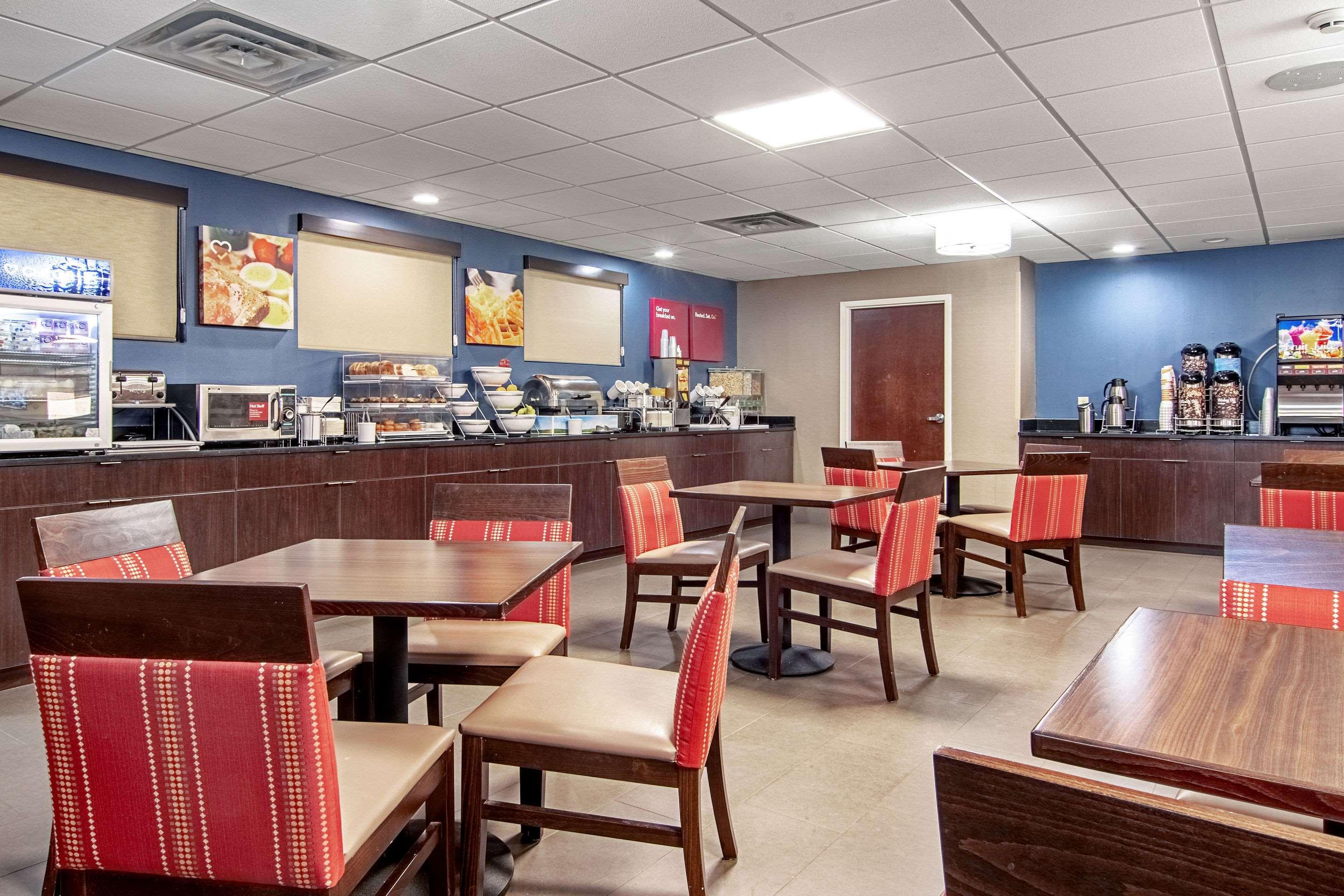אלקואה Comfort Suites Knoxville Airport מראה חיצוני תמונה